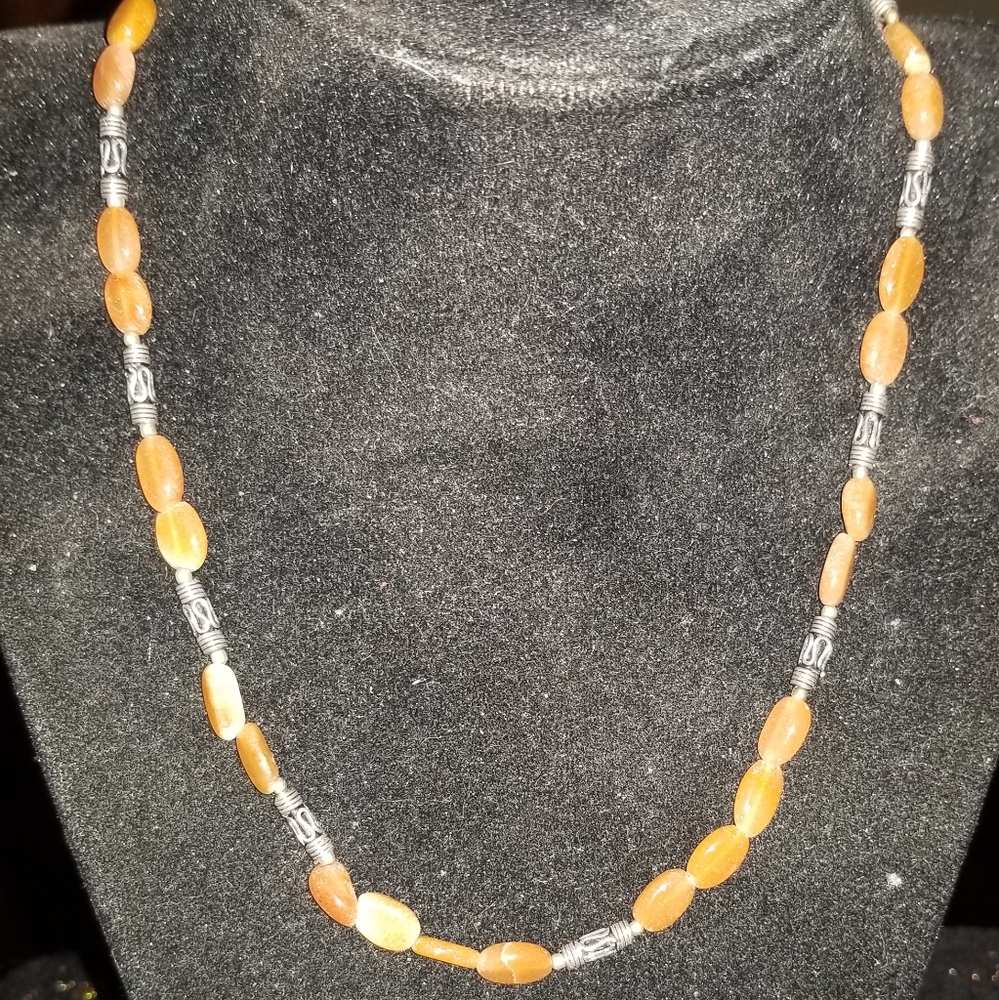 NWT Handmade Genuine Carnelian Oval Beads Necklace